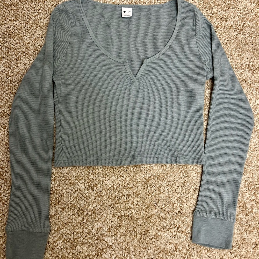 Aritza Large Crop TNA Women's Gray Long Sleeve Top